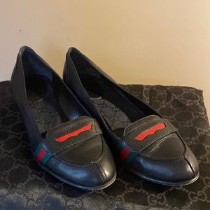 Vintage Gucci Black Loafers